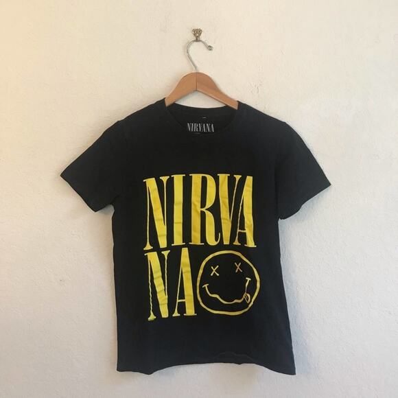 Nirvana S black yellow t-shirt emoji smile tongue band - Picture 1 of 8